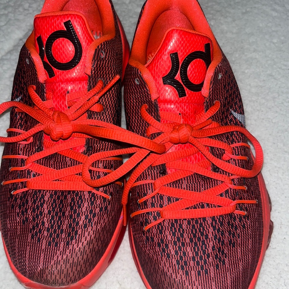 KD basketball sneakers